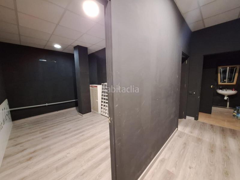 Foto 84491949-2d24-48ba-b8f8-de311fbb0f45. Local comercial novafinques pone a la venta este local en Sabadell