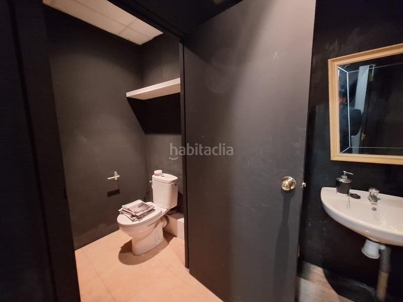 Foto c44030ed-00f0-4f6e-960e-da93e9f32c89. Local comercial novafinques pone a la venta este local en Sabadell
