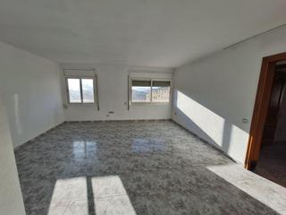 Piso en Can Rull. Piso en can rull soleado y luminoso