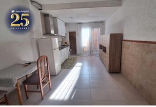Casa a Covadonga. Casa inglesa en planta. , zona centro estacion de renfe.