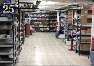 Local commercial à Eixample - Can Bogunyà. Local en venta con inquilino