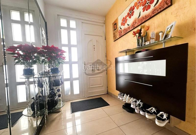 Foto 3b4fa923-34c7-4c40-9094-46e9071a4256. Casa amb calefacció aparcament piscina a Can Serra Barberà del Vallès