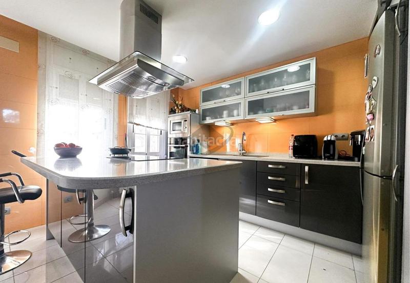 Foto 4fa90cfb-9add-486e-b705-a1e8e42810b7. Casa amb calefacció aparcament piscina a Can Serra Barberà del Vallès