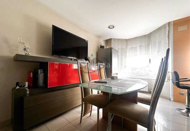 Foto 93bf3f50-57fd-4a9d-b4ed-e9b4be2042fd. Casa amb calefacció aparcament piscina a Can Serra Barberà del Vallès