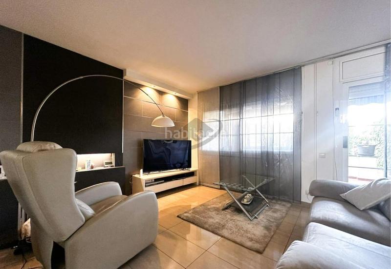 Foto 9e62c696-95d0-43d6-a84a-64dd012f08d3. Casa amb calefacció aparcament piscina a Can Serra Barberà del Vallès