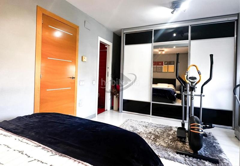 Foto bf890525-4d9d-4707-bc63-84300c3f519f. Casa amb calefacció aparcament piscina a Can Serra Barberà del Vallès