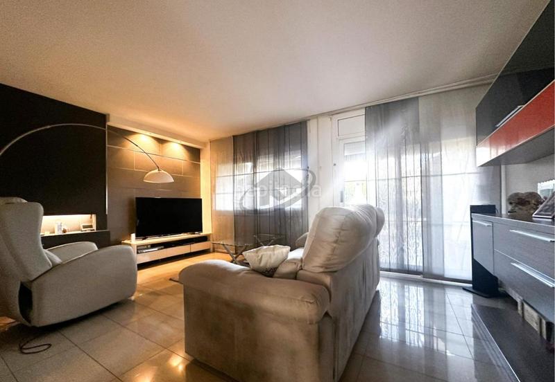 Foto c5e97834-60fb-4810-b3d7-8a22e2ce446e. Casa amb calefacció aparcament piscina a Can Serra Barberà del Vallès