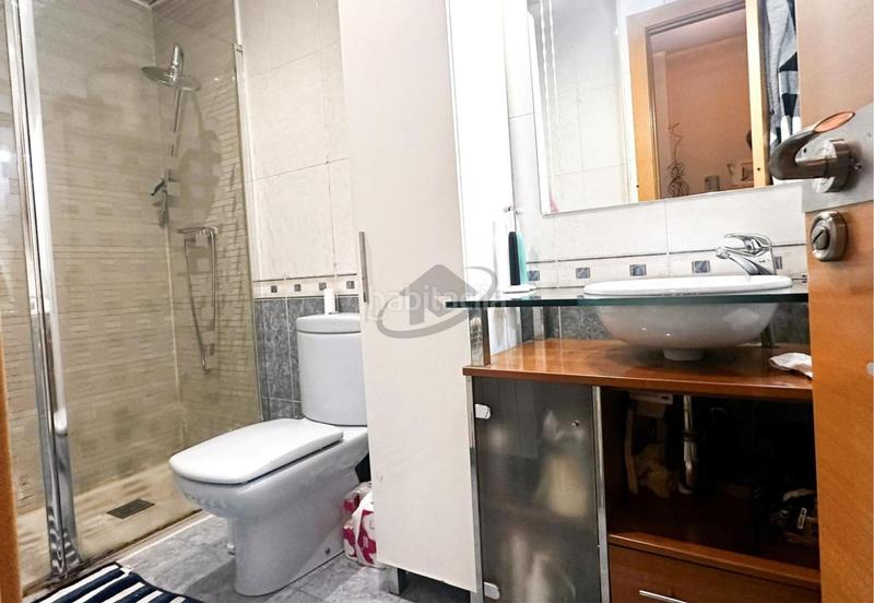 Foto fd21f2ab-aa3e-442c-a223-09684511ff83. Casa amb calefacció aparcament piscina a Can Serra Barberà del Vallès