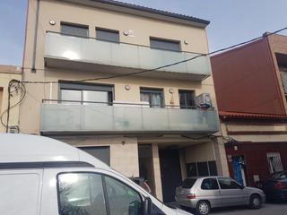 Flat in Poble Sec. Piso en zona alcampo