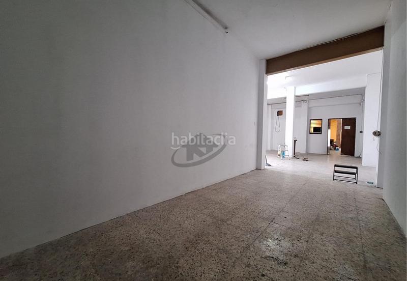 Foto 7fd17f21-5205-44fe-a4db-c8483aa36a7b. Local commercial dans La Romànica Barberà del Vallès