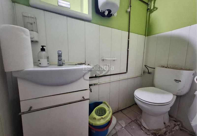 Foto d7aecf2d-589e-4cb2-b86e-2af0d49b112a. Local commercial dans La Romànica Barberà del Vallès