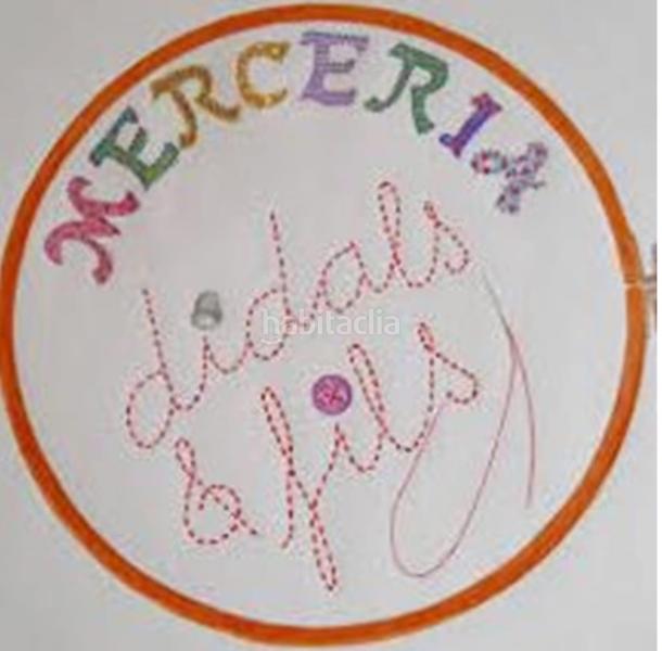 Foto f72ae6fd-3006-4d19-90e1-345b2f5b8cea. Traspaso local comercial oportunidad traspaso merceria en Castellar del Vallès