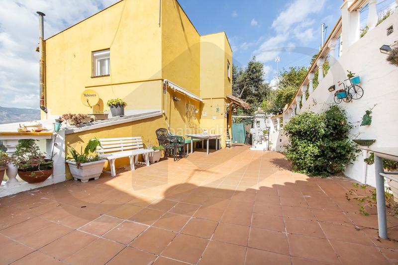 Foto 20c91247-9d73-43ec-bb74-d5170153714e. Masía casa a 4 vientos con piscina en Airesol Castellar del Vallès