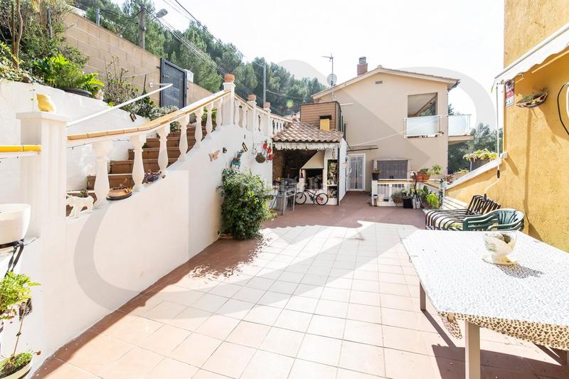 Foto dae70707-5e40-4456-9eca-18fd33c73f14. Masía casa a 4 vientos con piscina en Airesol Castellar del Vallès