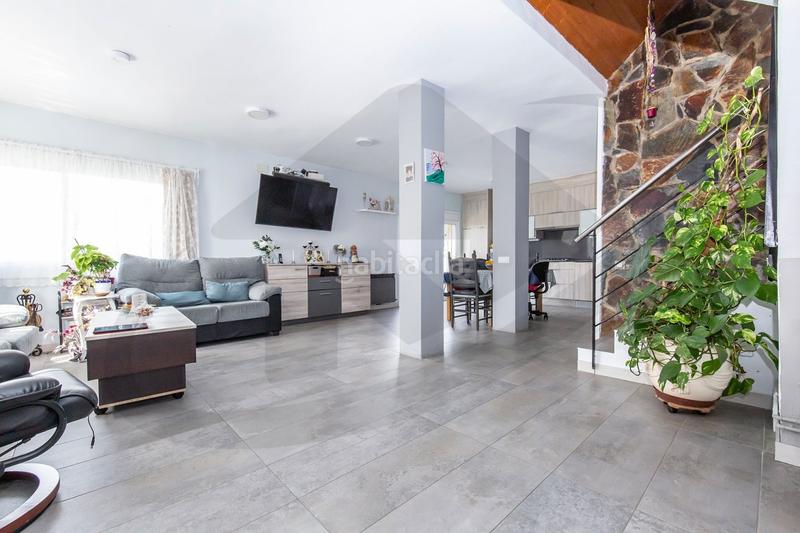 Foto e8be5e89-ace9-4034-b110-10dd6e4abf80. Masía casa a 4 vientos con piscina en Airesol Castellar del Vallès