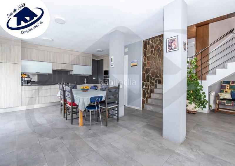 Foto f8916516-335e-4d25-a417-c8cdcd20d7a7. Masía casa a 4 vientos con piscina en Airesol Castellar del Vallès