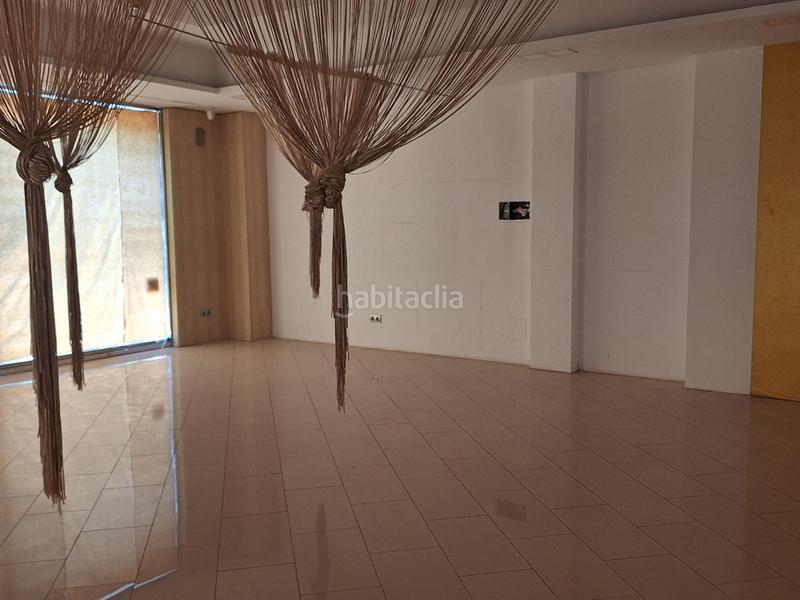 Foto c8e81db0-89c7-47c4-a704-d86c1c68ee26. Local comercial local exclusivo en pleno centro en Terrassa