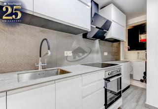 Appartement à Centre-Eixample-Can Llobet. Céntrica vivienda reformada, con balcón