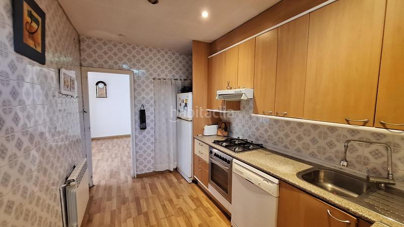 Foto 3407962b-b4e3-4e05-8e86-79a16a769206. Casa descubre tu nueva casa en las casas de garcía! en Sabadell