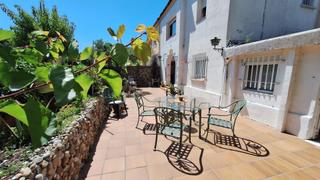 Maison  Avenida egara d'. Descubre tu nueva casa en las casas de garcía!