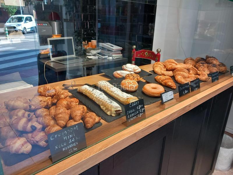 Foto d45805ad-d36a-4476-ac71-ee13a4605099. Pas-de-porte local commercial dans Espai Tolra - Els Pedrissos - Can Carner Castellar del Vallès