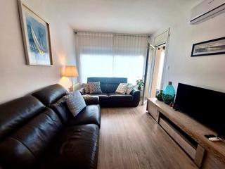 Pis a Sol i Padrs - Sant Oleguer. Amplio y luminoso piso en excelente estado en el eixample