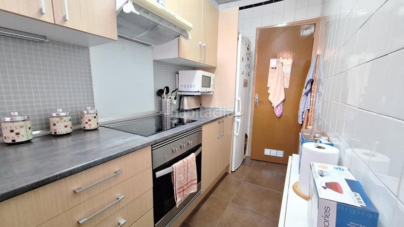 Foto 0fdaeff7-5382-4c3f-a67a-2c451b176145. Piso gran piso de 4 dormitorios junto la plaza de la creu de barbera. en Sabadell