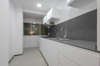 Pis a Catalunya - Fontetes. Amplia y luminosa vivienda reformada integral con balcón y ascen