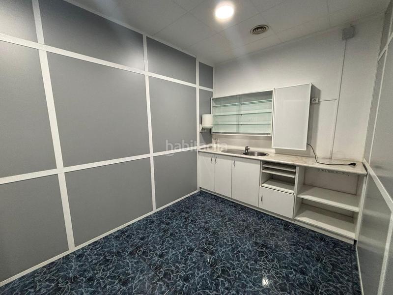 Foto c919e5a0-05a4-4ca9-b2ac-da50104b0eb8. Location local commercial dans Ca n'Oriac Sabadell