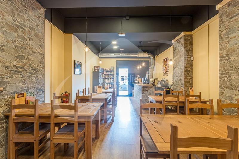 Foto 8ecc397b-4c5a-42c2-8614-59fad751e256. Trapasso locale commerciale in Creu Alta Sabadell