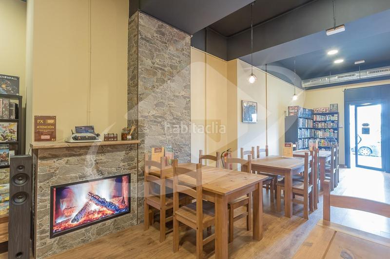 Foto 0c99090f-e3ea-4fa5-b20a-8d2983ec20b9. Alquiler local comercial traspaso barcafetería en eix macià en Sabadell