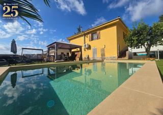 Bauernhof in Sentmenat. Casa en planta en can canyameres