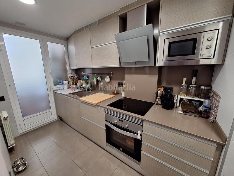 Foto d98e9233-a29b-4aef-ab2d-18664cf54a99. Appartamento con riscaldamento parcheggio in Creu de Barberà Sabadell