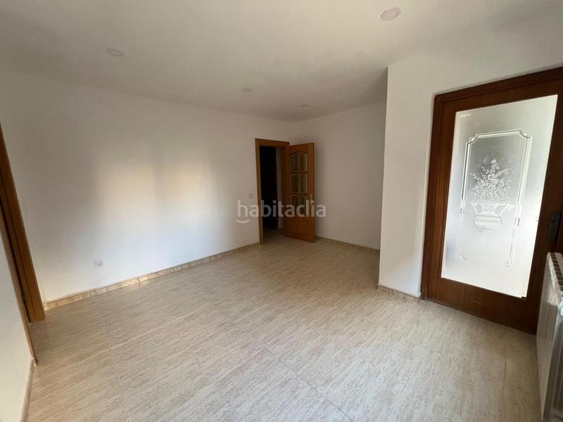 Foto e8d53371-0577-4b6e-9fe5-96f4d6a296b2. Appartamento con riscaldamento in Creu de Barberà Sabadell