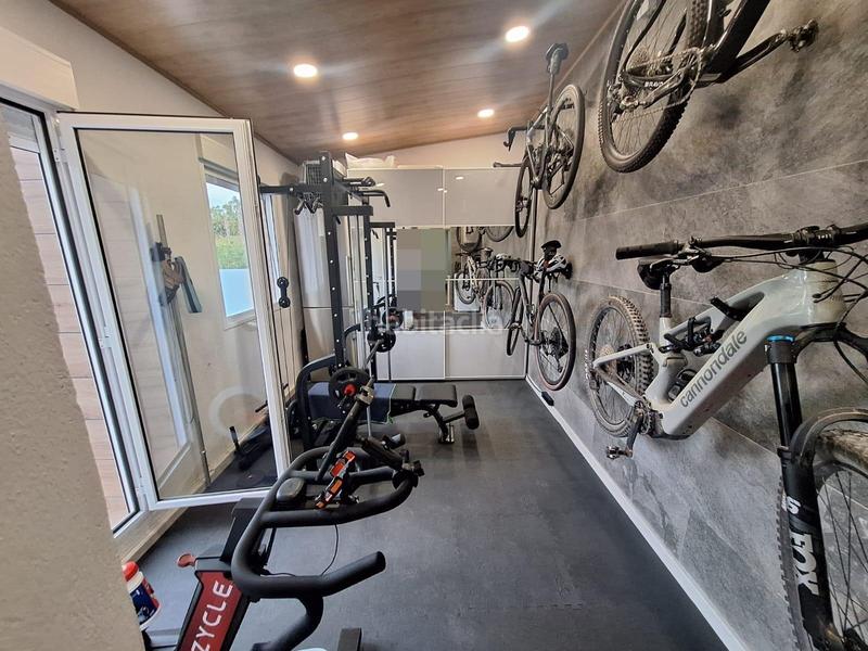 Foto 223e2f8e-57ee-4320-8a88-04beac5f3365. Pis a Sentmenat