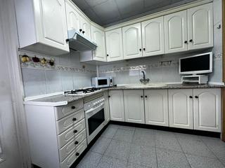 Appartement à Badia del Vallès. Piso en badia, completamente exterior.