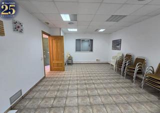 Local Comercial en Eixample - Can Boguny. Excelente local en el centro de castellar