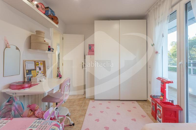 Foto 35cb2bd6-0ce6-4bf8-8dd1-9f530c9701ec. Casa con riscaldamento piscina in Airesol Castellar del Vallès