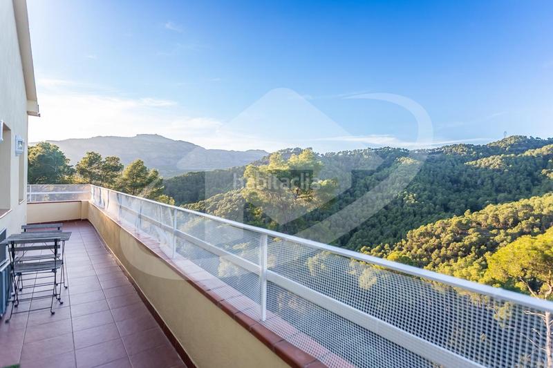 Foto 4c53ec6a-2c5a-4fcb-a646-67c40f651614. Casa con riscaldamento piscina in Airesol Castellar del Vallès