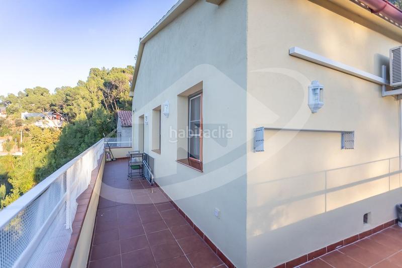 Foto 56b40278-bfac-45ed-9c16-1233296bf4f9. Casa con riscaldamento piscina in Airesol Castellar del Vallès