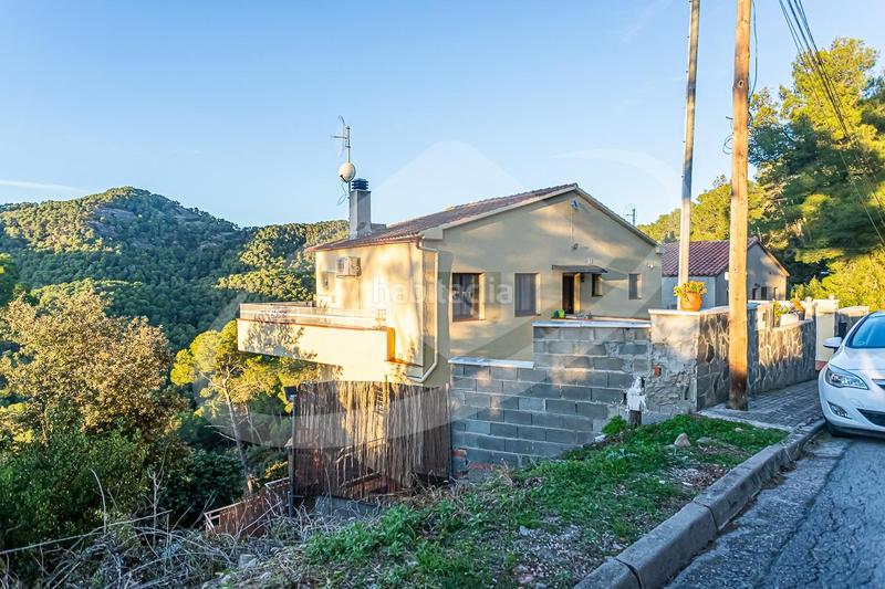 Foto 6f1da2d8-b960-4b13-9039-dc80a80fc67b. Casa con riscaldamento piscina in Airesol Castellar del Vallès