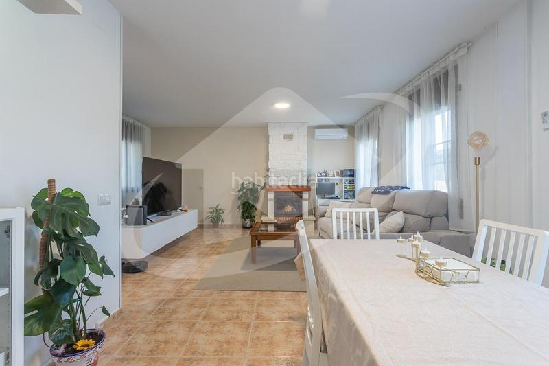 Foto 825a047e-dc05-4a26-8779-7714a0fb4537. Casa con riscaldamento piscina in Airesol Castellar del Vallès