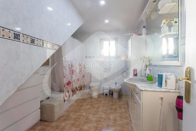 Foto b1f96727-5f77-4d82-b703-0c39ae2b8a45. Casa con riscaldamento piscina in Airesol Castellar del Vallès