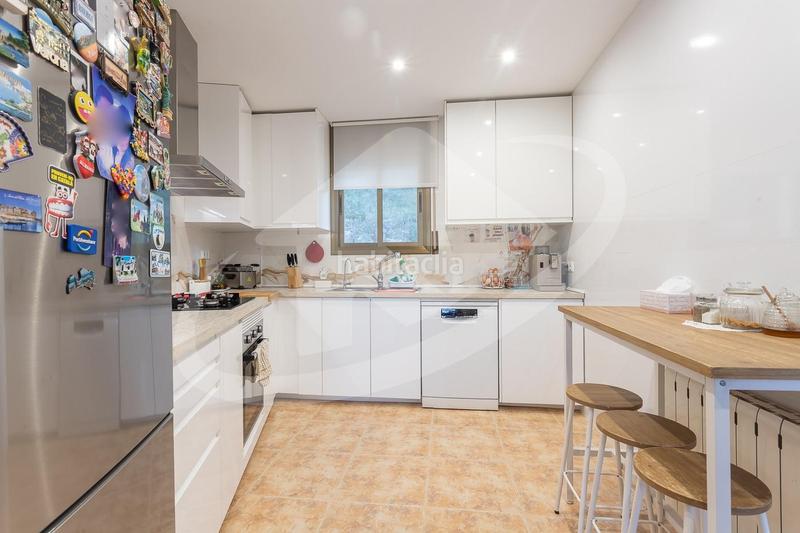 Foto b41f8910-4a21-4bd5-86c1-83b73e87fd2a. Casa con riscaldamento piscina in Airesol Castellar del Vallès