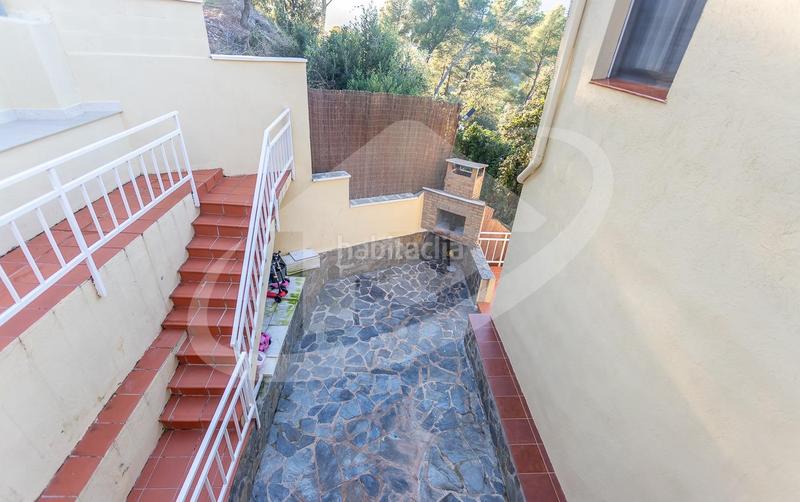 Foto dba118bb-60df-41c9-a9a8-25c6340751c1. Casa con riscaldamento piscina in Airesol Castellar del Vallès