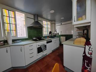 Appartement  Calle de sant salvador. Piso en cerdanyola del vallés muy luminoso en zona centro