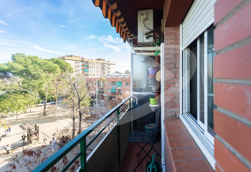 Foto 9a821a3b-c980-4b89-b848-b0dd3c1b0652. Piso  muy luminoso en zona centro en cerdanyola del vallés en Cerdanyola del Vallès