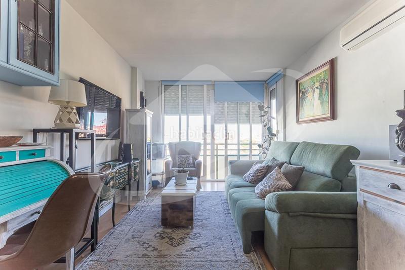 Foto c531295f-f9f5-4aaf-b0e6-c6e06e2c78ef. Piso  muy luminoso en zona centro en cerdanyola del vallés en Cerdanyola del Vallès