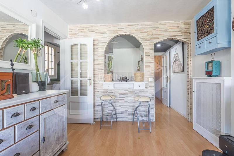 Foto df76f27e-4015-40cb-ad83-03204f1bee07. Piso  muy luminoso en zona centro en cerdanyola del vallés en Cerdanyola del Vallès