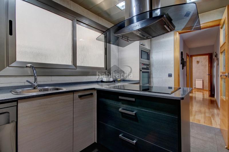 Foto 4cfe296f-e411-4efd-81fe-706d00557cd5. Attique avec chauffage dans Can Serra Barberà del Vallès